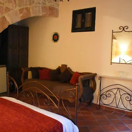 Apartament Antifanous