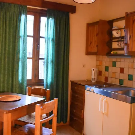 Apartament Antifanous *